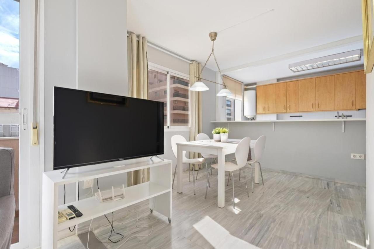 Apartamento En Calle Cuarteles De Dos Habitaciones Малага Екстер'єр фото