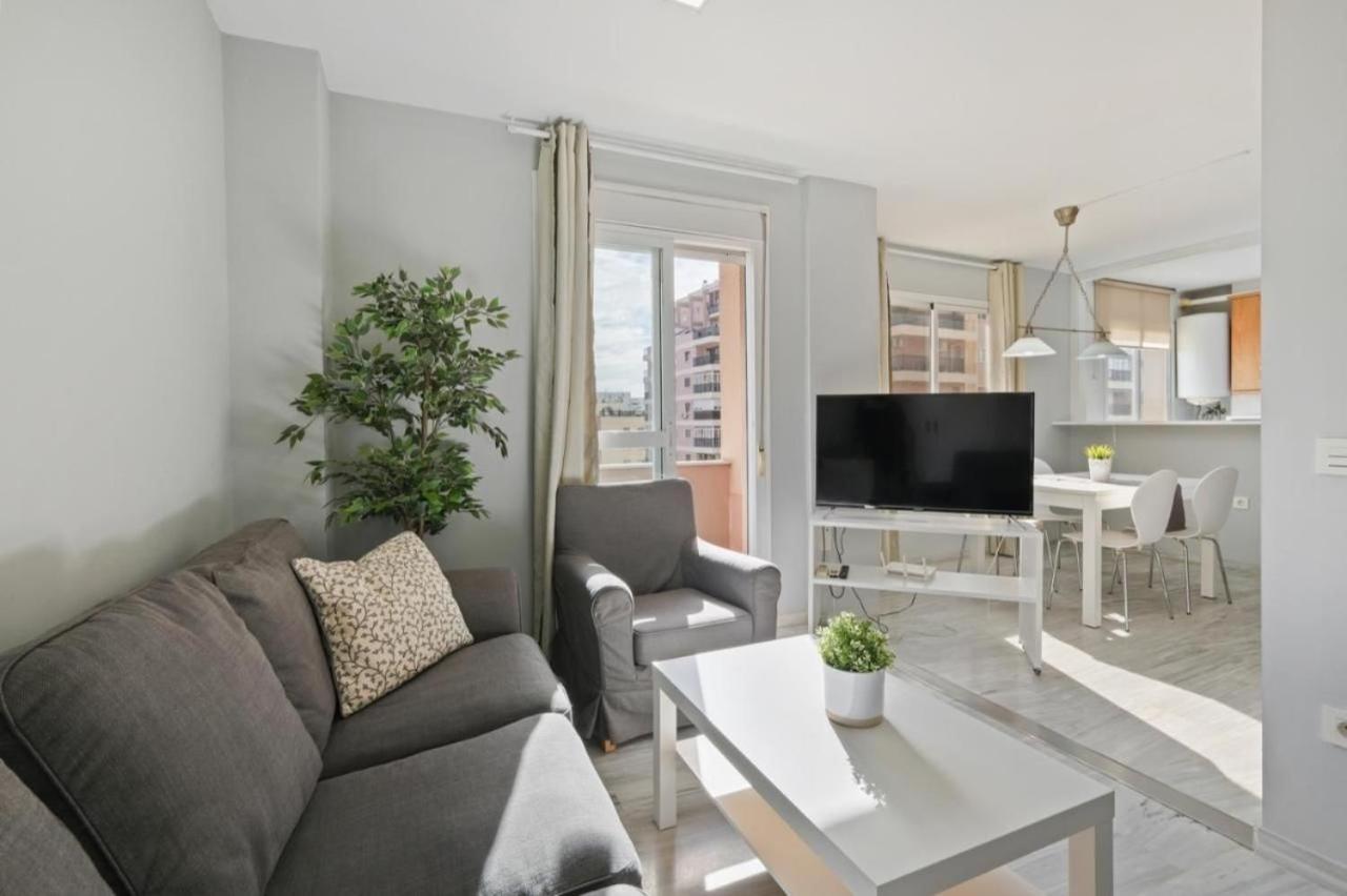 Apartamento En Calle Cuarteles De Dos Habitaciones Малага Екстер'єр фото