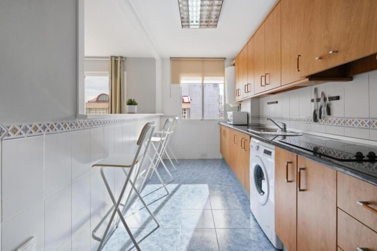 Apartamento En Calle Cuarteles De Dos Habitaciones Малага Екстер'єр фото