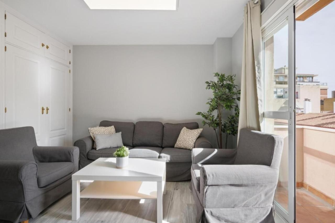 Apartamento En Calle Cuarteles De Dos Habitaciones Малага Екстер'єр фото