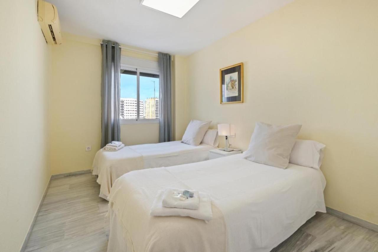 Apartamento En Calle Cuarteles De Dos Habitaciones Малага Екстер'єр фото
